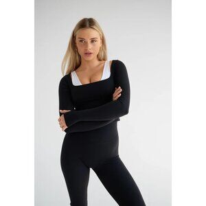Lo+Jayne The Square Neck Active Crop in Black